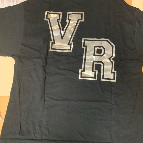 REVENGE X VENGEANCE Metallic Print Sz XL - Picture 3 of 5